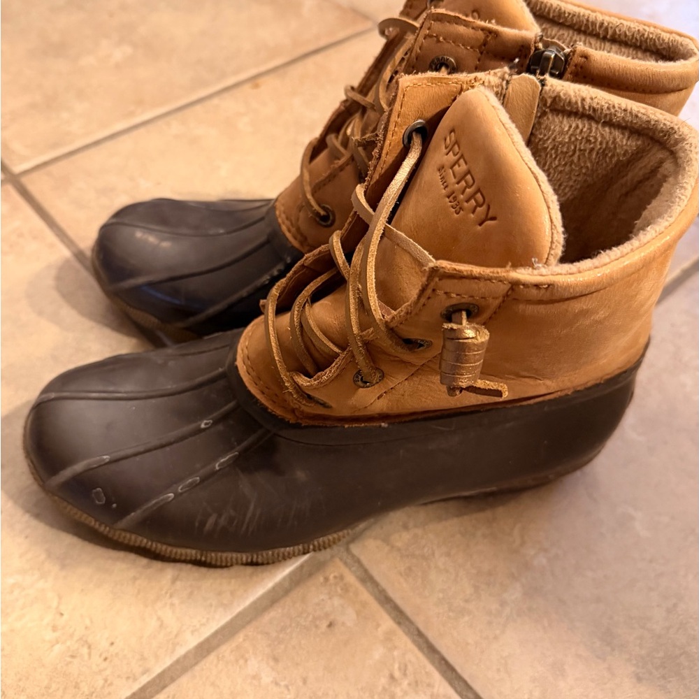 Sperry Brown and Black Rain Boots
